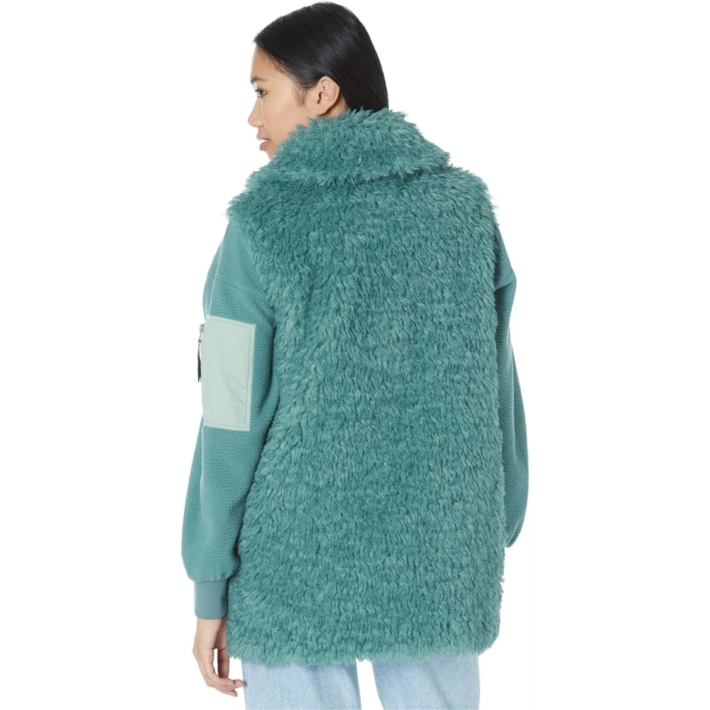 UGG Tammie Faux Fur vest - Picture 9 of 17
